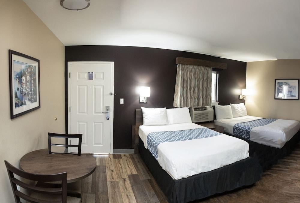 Suburban Studios Charlotte-Ballantyne Экстерьер фото