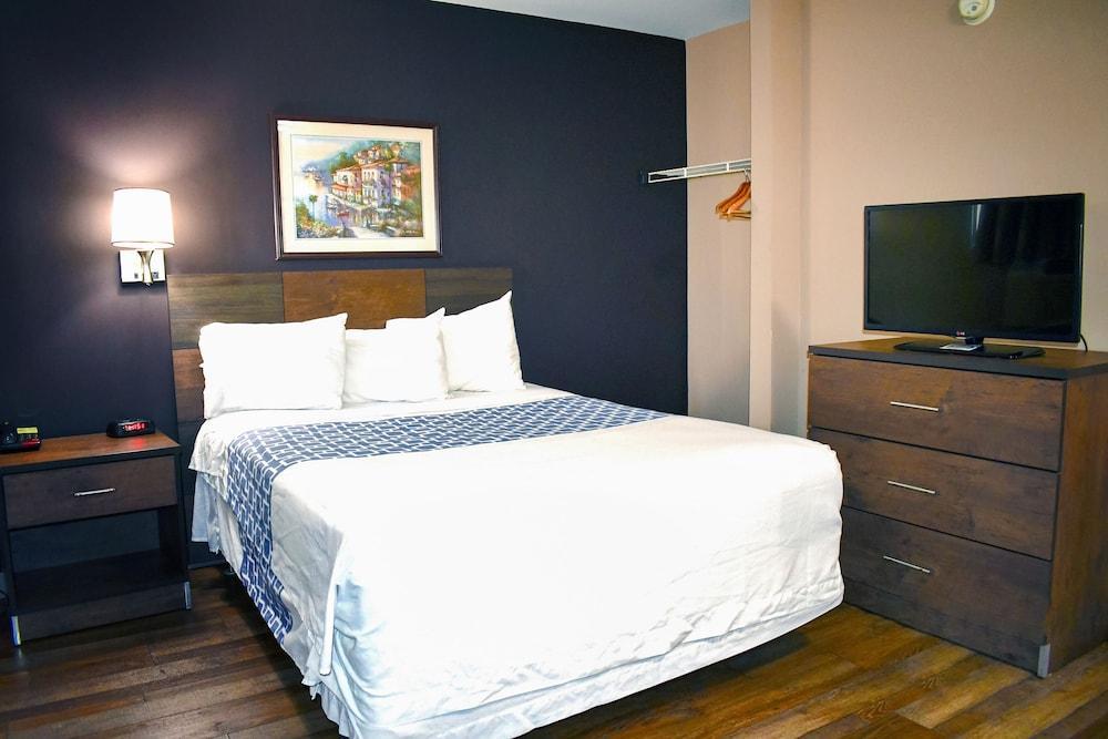 Suburban Studios Charlotte-Ballantyne Экстерьер фото