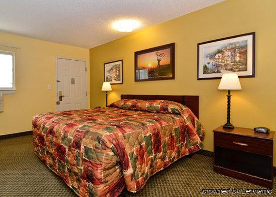 Suburban Studios Charlotte-Ballantyne Номер фото